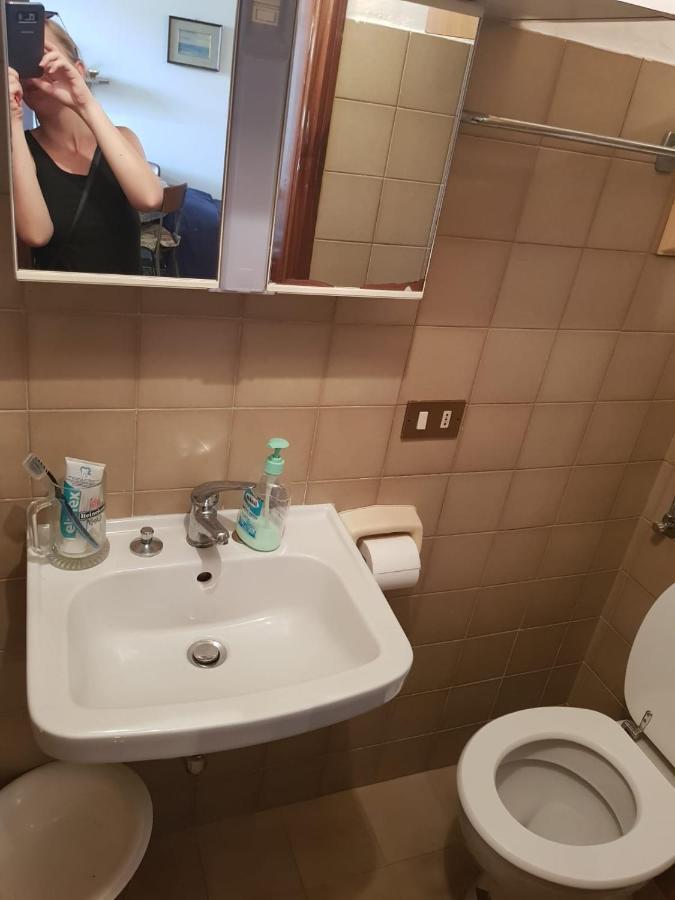 Ferienwohnung Casa Tranquilla E Luminosa Con Terrazzo A Due Passi Dal Mare Brolo Exterior foto